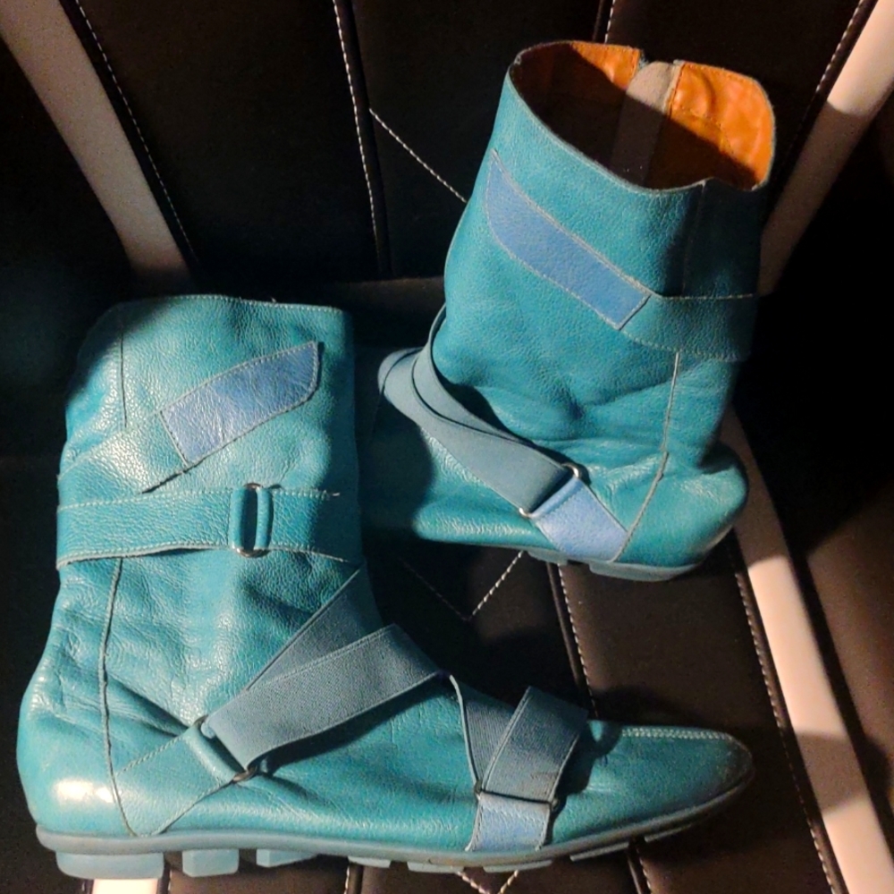 Ladies Boots